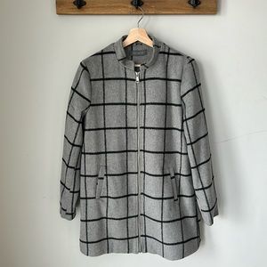 EUC Suzy Shier Women’s Jacket - 100% Polyester - size Medium